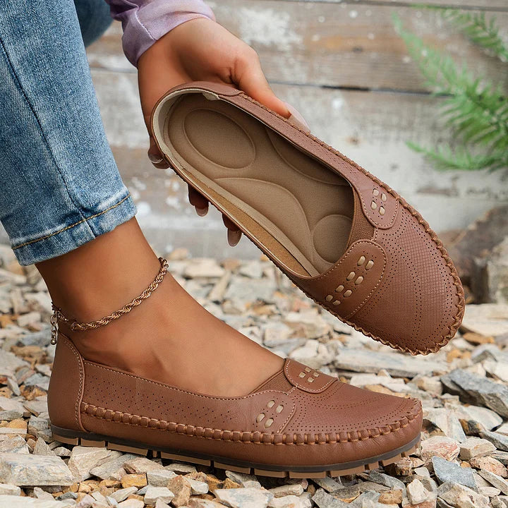 Axia | Women’s Orthopedic Shoes
