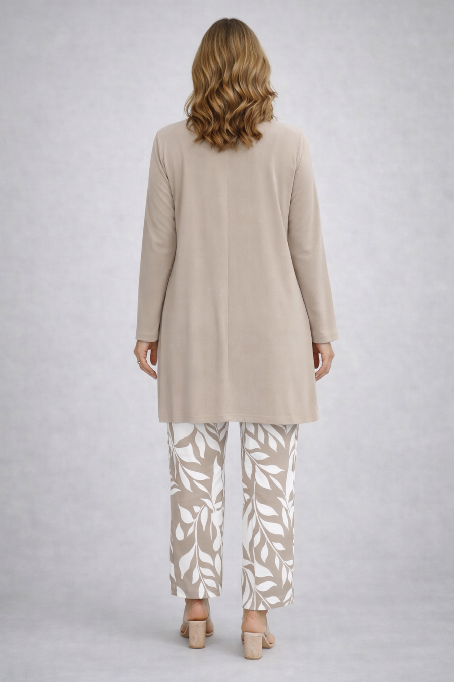 Jeryl - Classic Elegance Three-Piece Set