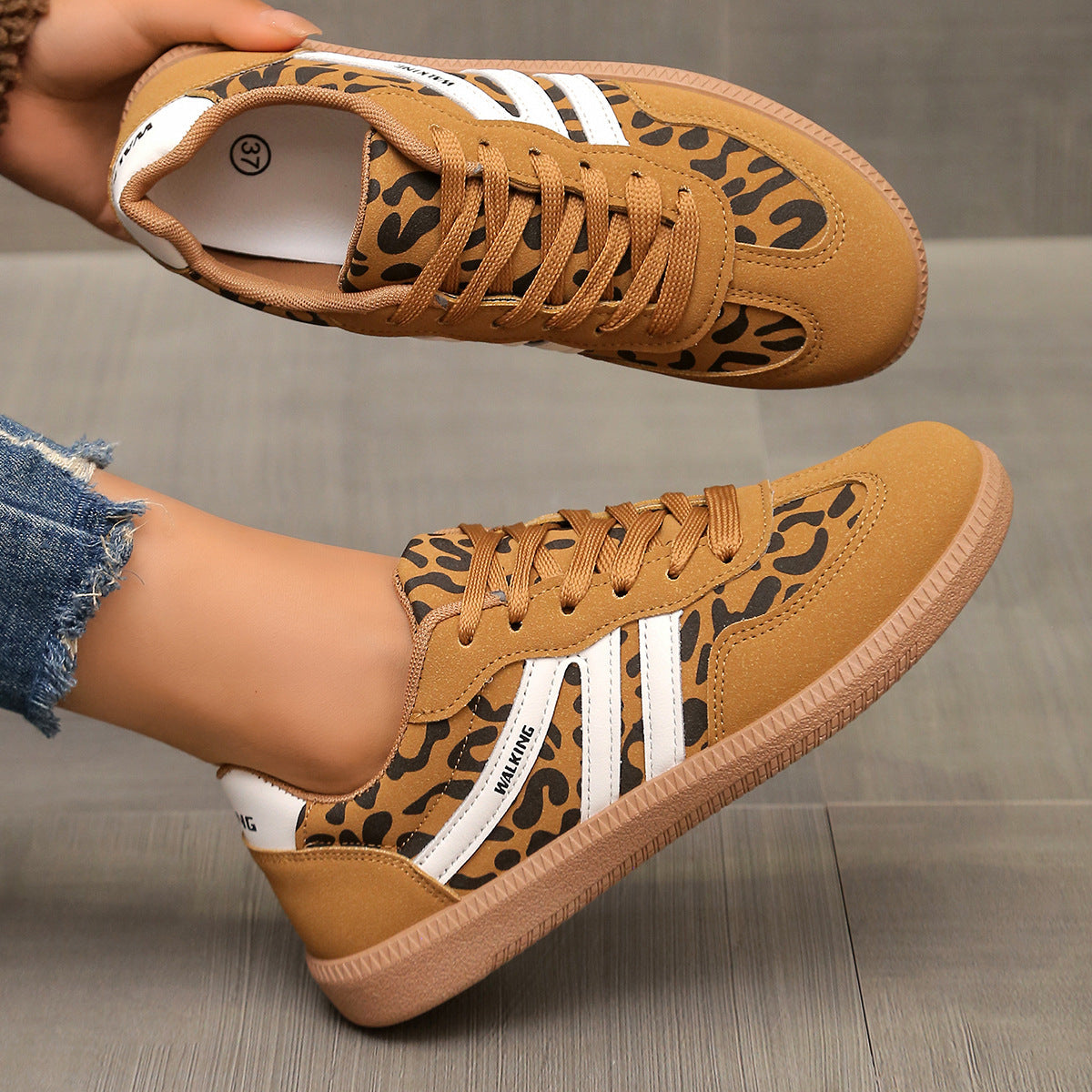 Jenny | Casual Lace-Up Sneakers
