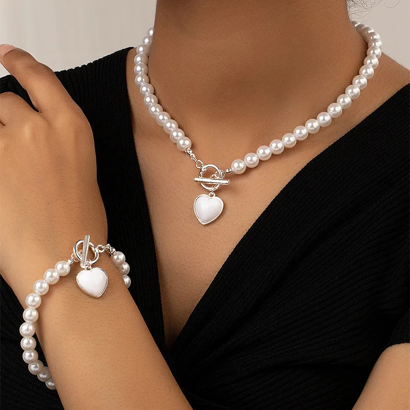 AURELIA PEARL NECKLACE SET