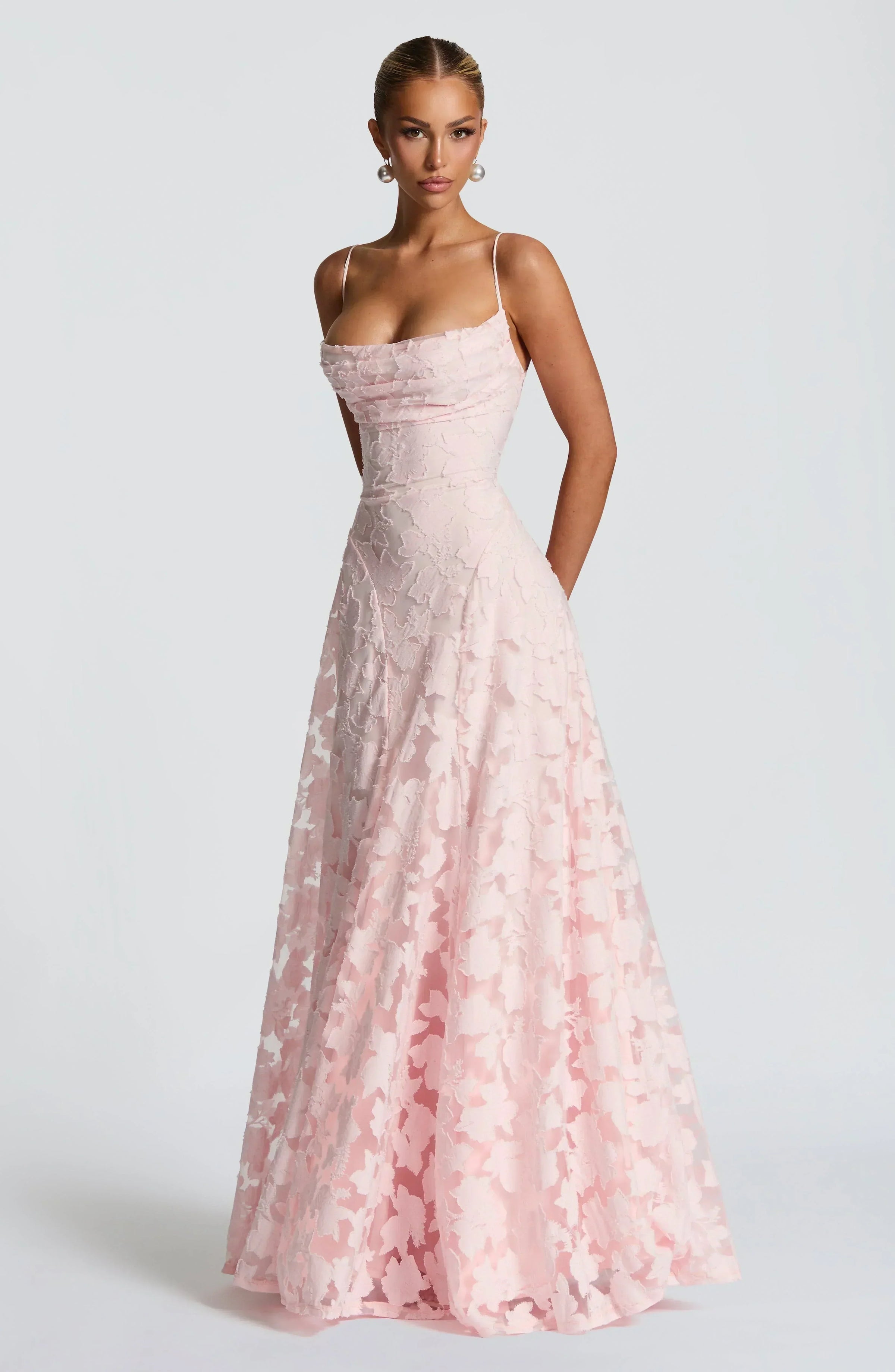 Vaynie | Elegant Maxi Dress