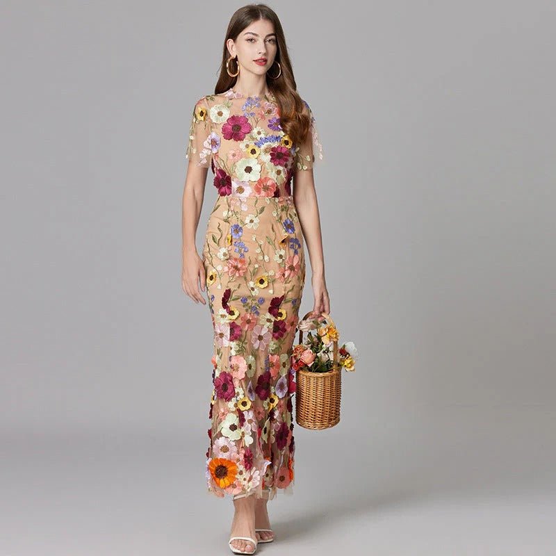 Scarlett | Women's Floral Applique Sleeveless Maxi Dress